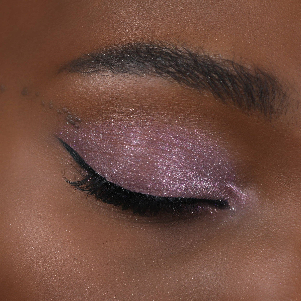 MOIRA Chroma Light Shadow (003, Kiss & Tell)